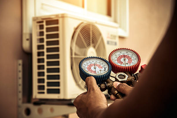 Professional Ac Installation technician working in Menifee, CA